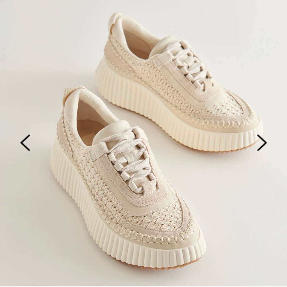 Dolce Vita Dolan Sneaker